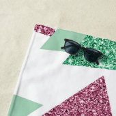 80s Vers Abstract | Roze en Groen Vormenpatroon Strandlaken (In situ)