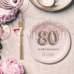 80ste verjaardag roos gouden glitter roze ballonst papieren bordje<br><div class="desc">Elegant, klassieker, glamoureus en girly voor een 80ste verjaardagsfeest. Blush roze achtergrond. Gedecorreerd met roos goudfaux glitterdruppels, verfdruppelend uiterlijk. Pas een naam aan en voeg deze toe. Met de tekst: Happy Birthday. De naam wordt geschreven met een modern donker roos gekleurd hand lettered stijlmanuscript. Nummer 80 is geschreven met een...</div>