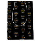 80th Birthday 1946 Black Gold Chic Elegant Medium Cadeauzakje (Voorkant)