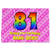 81ste verjaardag: roze strepen & harten, regenboog groot cadeauzakje (Voorkant)