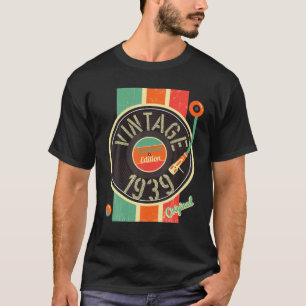 82 jaar Man Vrouw 1939 Platenspeler Vinyl V T-shirt
