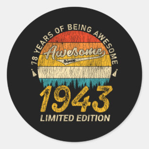 82 jaar oud 1943 Retro Geweldige 82e verjaardagsca Ronde Sticker