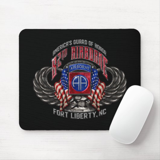 82e Airborne Black Mousepad Muismat (Met muis)