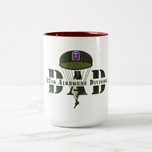 82e Airborne Division "DAD" Travel Mug Tweekleurige Koffiemok