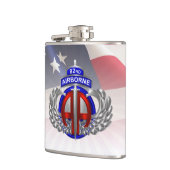 82e Airborne Division Dagger Design Heupfles (Links)