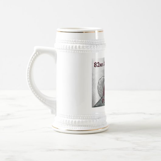 82e Airborne Division Gift Stein Bierpul (Links)