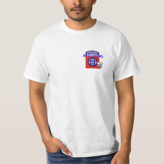 82e Airborne RECONDO White T-shirt-Shirt T-shirt (Voorkant)