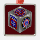 82e kerstcadeau, Luchtvaartdivisie Metalen Ornament (Voorkant)