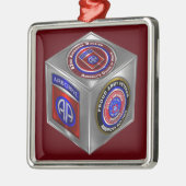 82e kerstcadeau, Luchtvaartdivisie Metalen Ornament (Links)