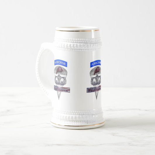 82e Luchtlandingsdivisie Bierpul (Voorkant links)