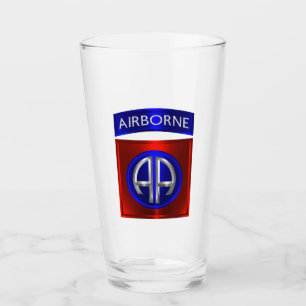 82e Luchtlandingsdivisie metalen patch Glas