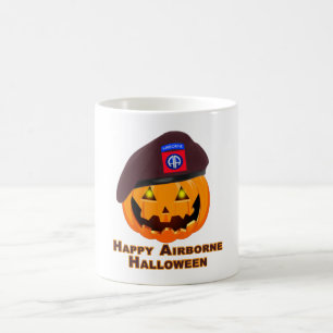 82e Luchtvaartdivisie - Happy Airborne Halloween! Koffiemok