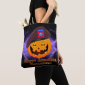 82e Luchtvaartdivisie - Happy Airborne Halloween! Tote Bag (Dichtbij)