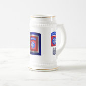 82e luchtverkeersdivisie "De hele weg" Bierpul (Voorkant rechts)