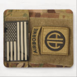 82e Muismat Luchtvaartdivisie<br><div class="desc">82e Airborne Division Patch en American Flag.</div>