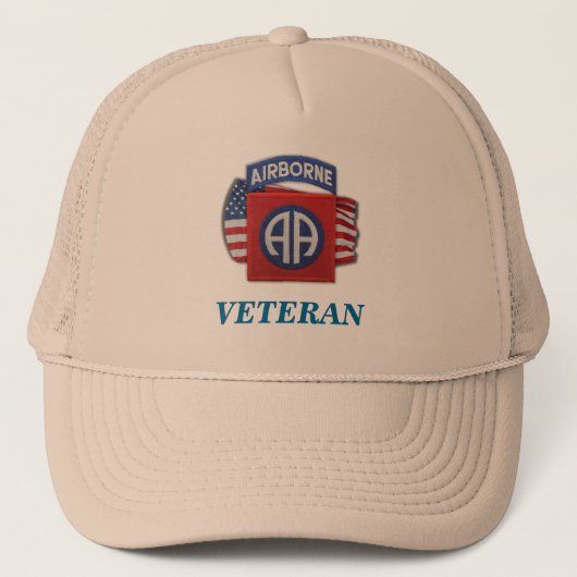 82e pleisterveteranen in de lucht Fort Bragg vets Trucker Pet (Voorkant)
