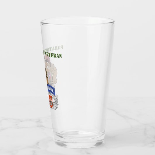 82e sein - Bierverfglas Glas (Links)