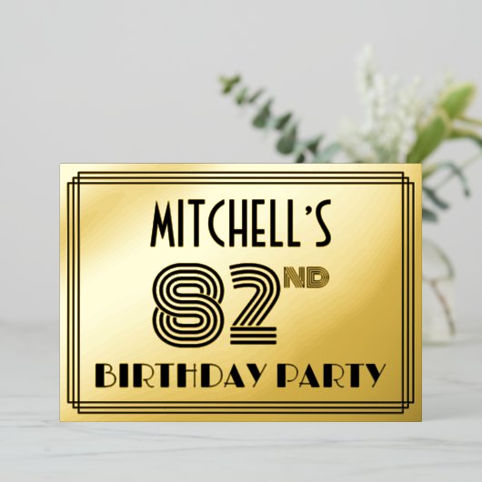 82e verjaardag — Art Deco Style "82" en naam Folie Uitnodiging (Staand Voorkant)