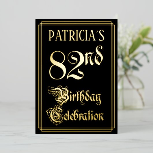 82e verjaardag — Fancy script en aangepaste naam Folie Uitnodiging (Staand Voorkant)