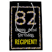 82e verjaardag: Floral Flowers Number, Custom Name Medium Cadeauzakje (Voorkant)