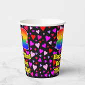 82e verjaardag: Het liefhebbende Kunstpatroon, Reg Papieren Bekers (Links)