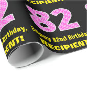 82e verjaardag: Roze strepen en harten "82" + Naam Cadeaupapier (Rol Hoek)