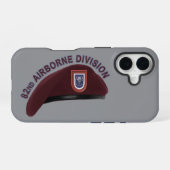 82nd Airborne Divisie iPhone 16 Hoesje (Achterkant horizontaal)