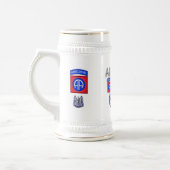 82nd Airborne Division - Fort Bragg Bierpul (Links)