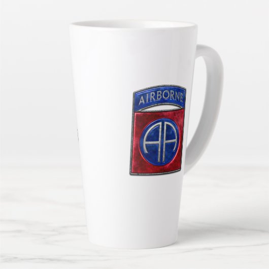 82nd Airborne Fort Liberty White Latte Mok (Rechterhoek)