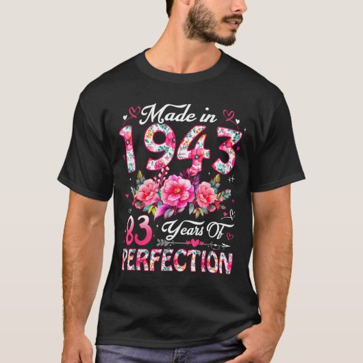 83 Year Old Made In 1943 Floral 83rd Birthday Wome T-shirt (Voorkant)