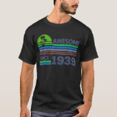 83e verjaardag Mannen Vrouwen Geweldige sinds 1939 T-shirt (Voorkant)