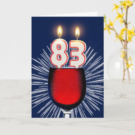 83e verjaardag met wijn en kaarsen kaart (Gele Bloem)