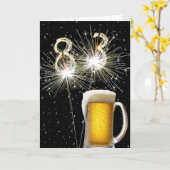 83e Verjaardag Sparklers Met Bier Mok Kaart (Gele Bloem)