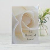 85 BeaufulYears Birthday Celebration/White Rose Kaart (Staand voorkant)