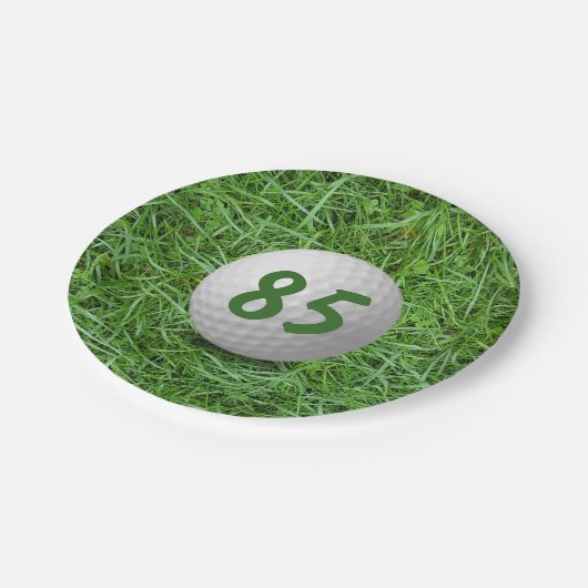 85e verjaardag Golfbal op Bord van graspapier (Gekanteld)