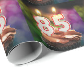 85e verjaardag met kaarsen cadeaupapier (Rol Hoek)