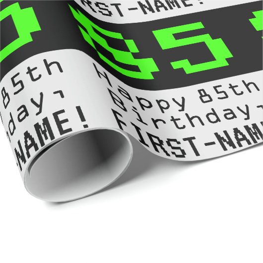 85e verjaardag - Nerdy / Geeky stijl "85" en naam Cadeaupapier (Rol Hoek)