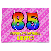 85ste verjaardag: roze strepen & harten, regenboog groot cadeauzakje (Voorkant)