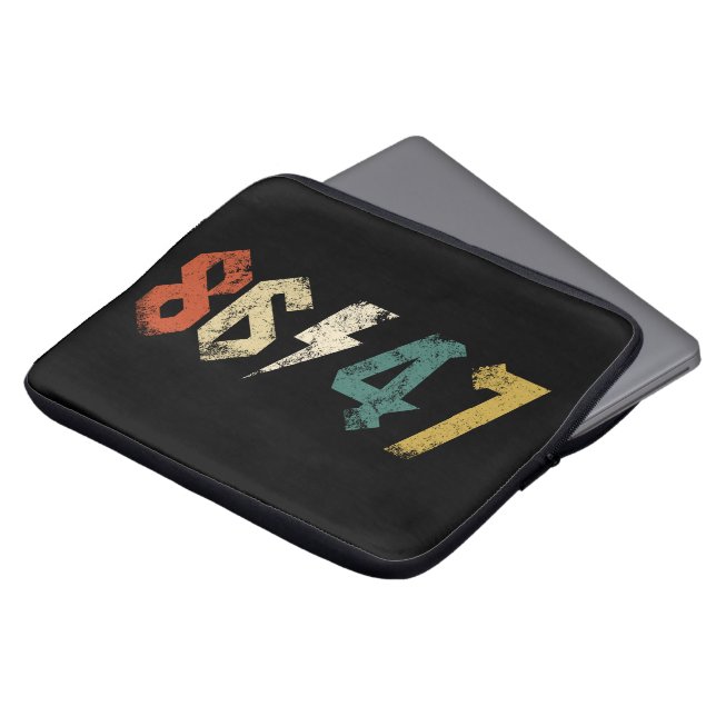 8647 Anti Trump Retro  jaren 80 Rock Style Laptop Sleeve (Voorkant top)