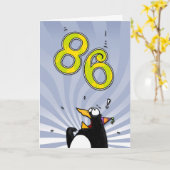 86e verjaardag - Penguin Surprise Kaart (Gele Bloem)