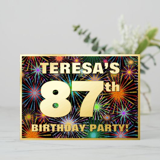 87e Birthday Party — Fun, kleurrijke Fireworks loo Folie Uitnodiging (Staand Voorkant)