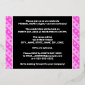87e Birthday Party — Fun roze harten en stripes Folie Uitnodiging (Achterkant)