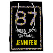 87e verjaardag: Floral Flowers Number, Custom Name Medium Cadeauzakje (Voorkant)
