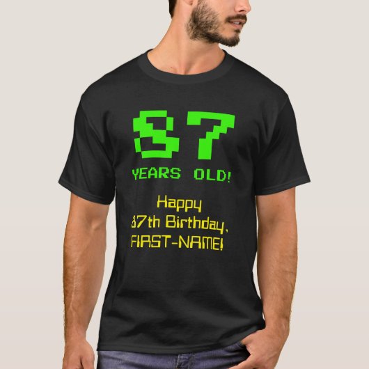 87e verjaardag: Leuk, 8-bit look, Nerdy / Geeky "8 T-shirt (Voorkant)
