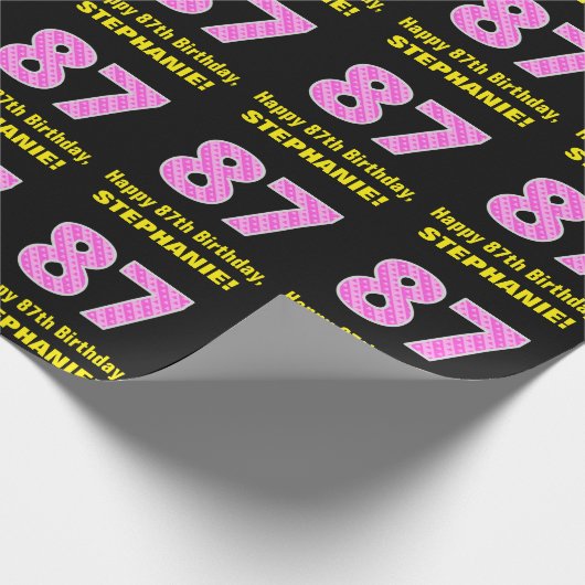 87e verjaardag: roze strepen en harten "87" + naam cadeaupapier (Hoek)