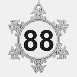 88 - nummer 88 tin sneeuwvlok ornament