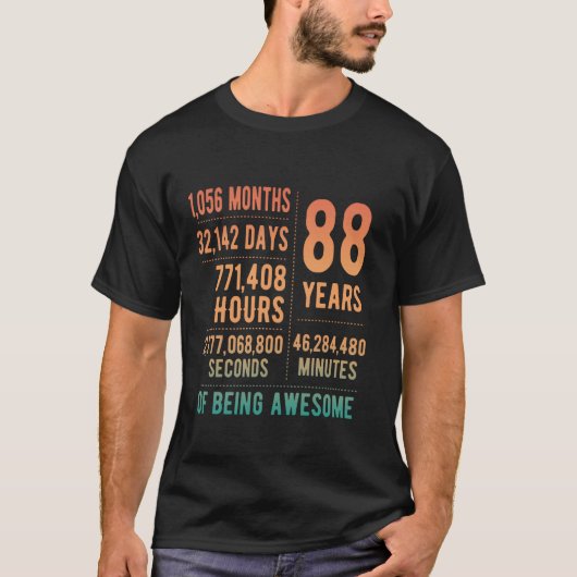 88ste verjaardag Mannen Vrouwen Grappig 88 jaar ou T-shirt (Voorkant)