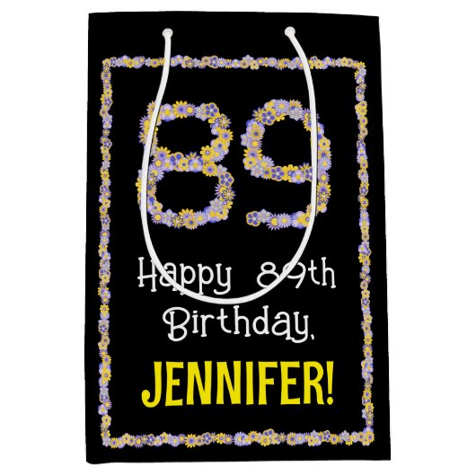 89e verjaardag: Floral Flowers Number, Custom Name Medium Cadeauzakje (Voorkant)