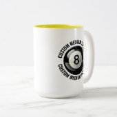 8 Ball & Medium Text GEEL 0,44l Custom Tweekleurige Koffiemok (Voorkant rechts)