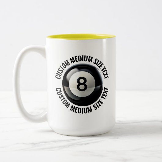 8 Ball & Medium Text GEEL 0,44l Custom Tweekleurige Koffiemok (Links)